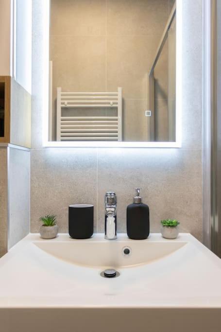 Flat4Us#Cozy#Freeparking#5People Appartement Zagreb Buitenkant foto