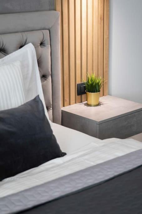 Flat4Us#Cozy#Freeparking#5People Appartement Zagreb Buitenkant foto