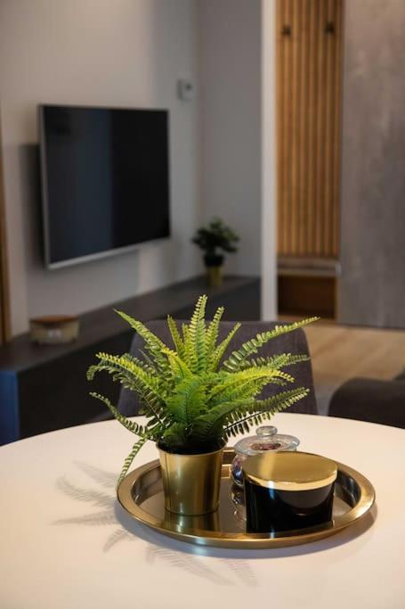 Flat4Us#Cozy#Freeparking#5People Appartement Zagreb Buitenkant foto